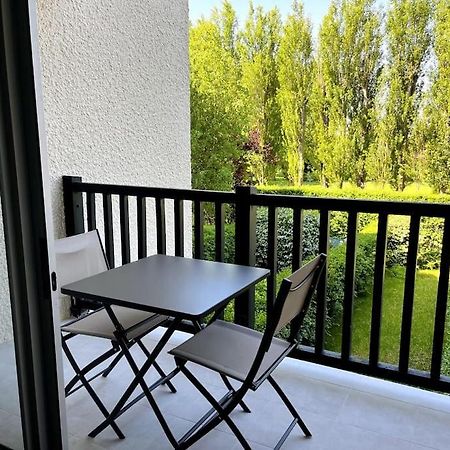 Appartamento Le Garden - Studio Refait A Neuf Proche Mer Et Commerces Cabourg Esterno foto